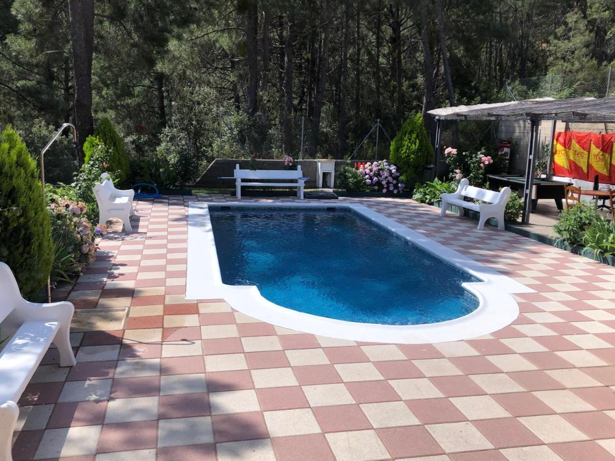 Chalet En El Corazon De La Sierra De Gredos, Pinar De La Atalaya-Tiemblo El Tiemblo Eksteriør billede