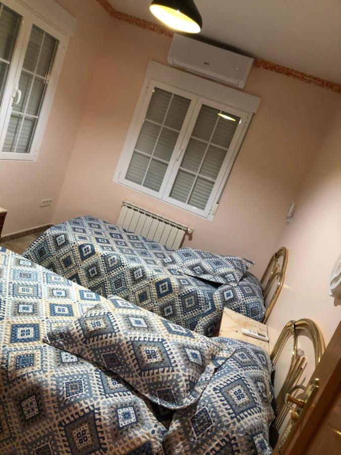 Chalet En El Corazon De La Sierra De Gredos, Pinar De La Atalaya-Tiemblo El Tiemblo Eksteriør billede