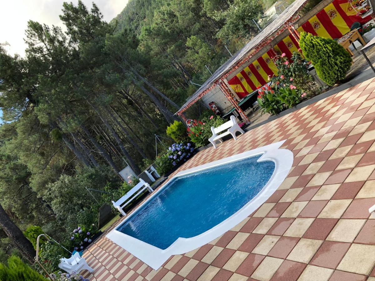 Chalet En El Corazon De La Sierra De Gredos, Pinar De La Atalaya-Tiemblo El Tiemblo Eksteriør billede