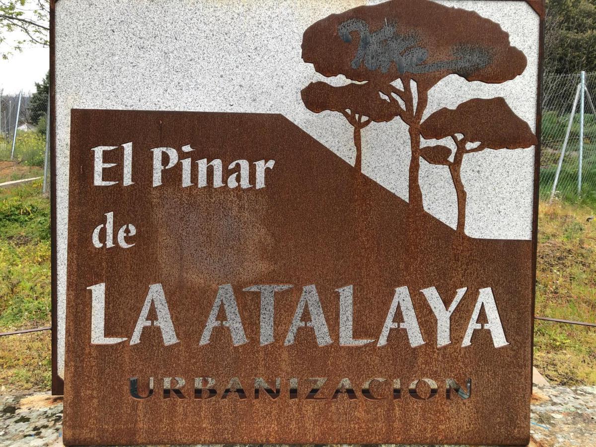 Chalet En El Corazon De La Sierra De Gredos, Pinar De La Atalaya-Tiemblo El Tiemblo Eksteriør billede